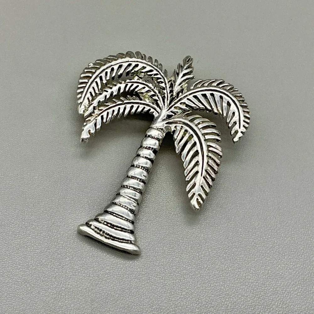 Marie Jennifer Palm Tree Brooch Silver Tone Tropical Beach Vacation Island Pin